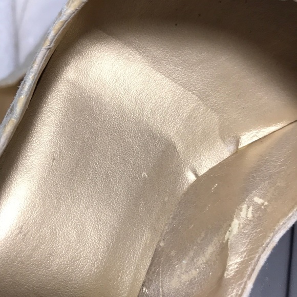 Sale— BOGO. Stuart Weitzman Snake Print Leather Stilettos. - Picture 8 of 8